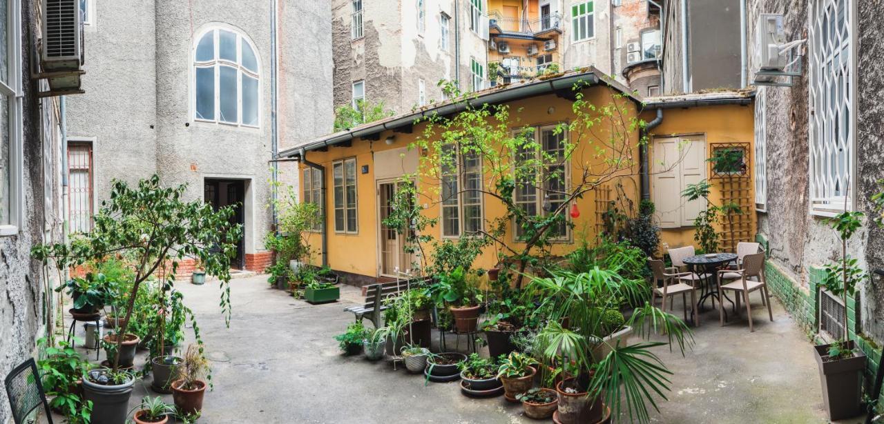 Secret Garden Apartment Загреб Экстерьер фото